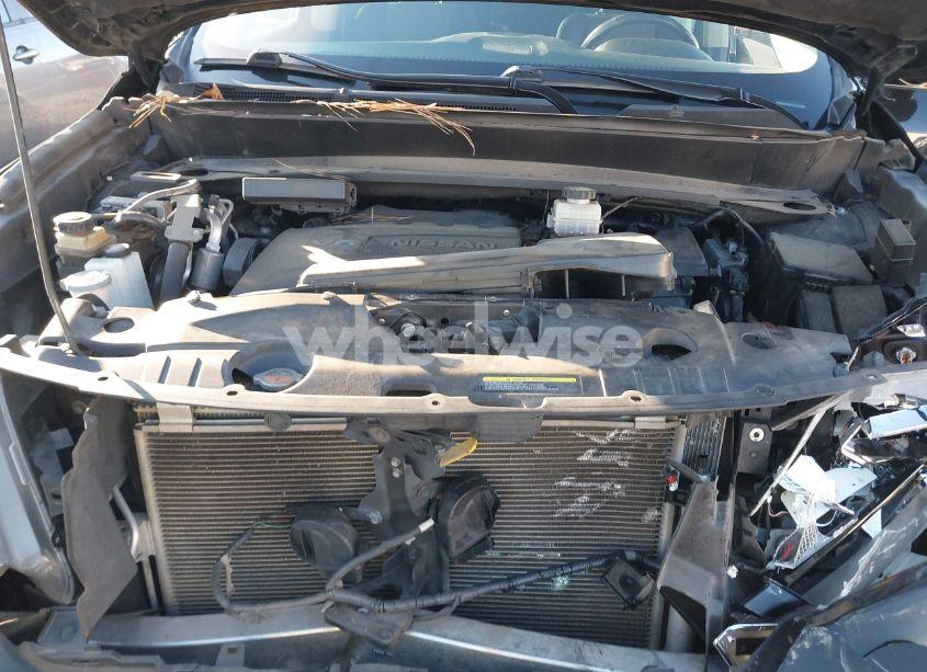 Photo 10 of 2018 Nissan Pathfinder SV (VIN 5N1DR2MMXJC643872)