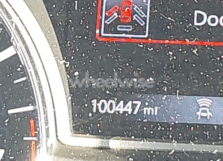 Photo 15 of 2018 Nissan Pathfinder SV (VIN 5N1DR2MMXJC643872)