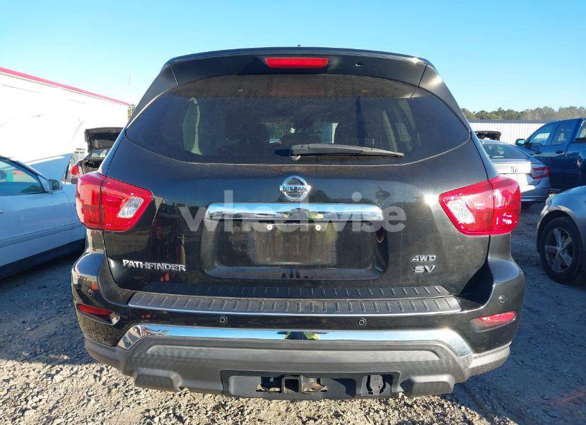 Photo 16 of 2018 Nissan Pathfinder SV (VIN 5N1DR2MMXJC643872)