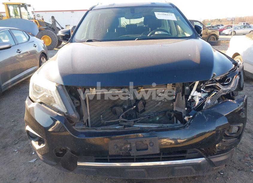 Photo 6 of 2018 Nissan Pathfinder SV (VIN 5N1DR2MMXJC643872)