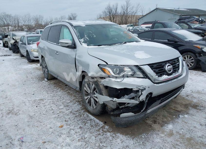2018 Nissan Pathfinder SV (VIN 5N1DR2MMXJC661093) main photo