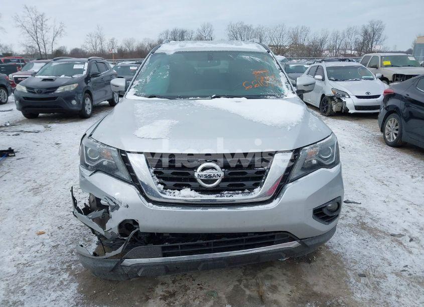 Photo 12 of 2018 Nissan Pathfinder SV (VIN 5N1DR2MMXJC661093)
