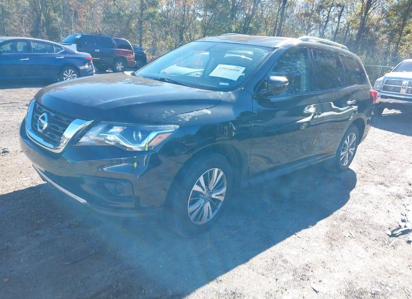 Photo 2 of 2018 Nissan Pathfinder S (VIN 5N1DR2MMXJC668660)