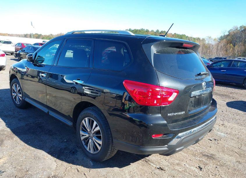 Photo 3 of 2018 Nissan Pathfinder S (VIN 5N1DR2MMXJC668660)