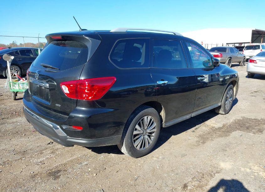 Photo 4 of 2018 Nissan Pathfinder S (VIN 5N1DR2MMXJC668660)