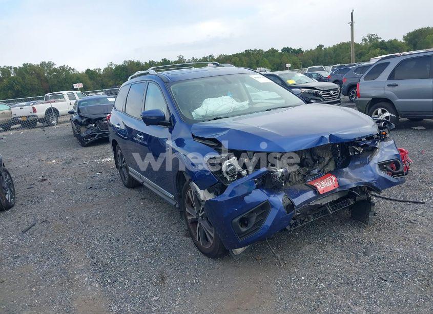 2018 Nissan Pathfinder PLATINUM (VIN 5N1DR2MMXJC677438) main photo