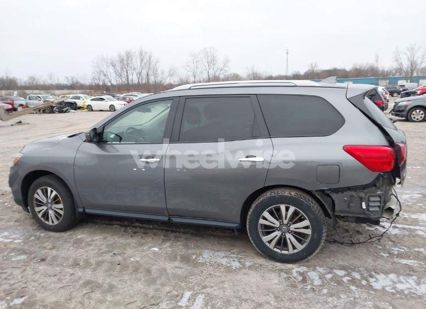 Photo 15 of 2019 Nissan Pathfinder S (VIN 5N1DR2MMXKC583674)