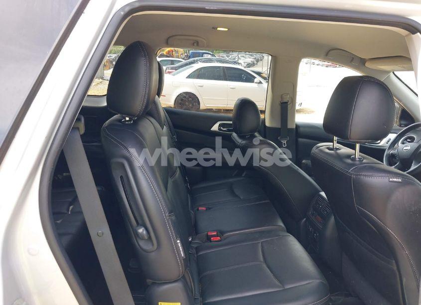 Photo 8 of 2019 Nissan Pathfinder SL (VIN 5N1DR2MMXKC630055)