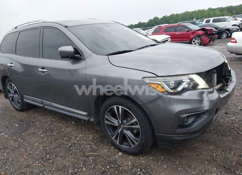 2017 Nissan Pathfinder PLATINUM (VIN 5N1DR2MN0HC610527) main photo