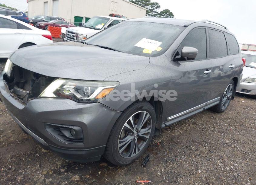 Photo 2 of 2017 Nissan Pathfinder PLATINUM (VIN 5N1DR2MN0HC610527)