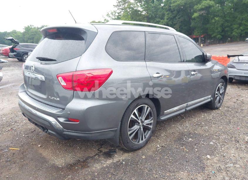 Photo 4 of 2017 Nissan Pathfinder PLATINUM (VIN 5N1DR2MN0HC610527)