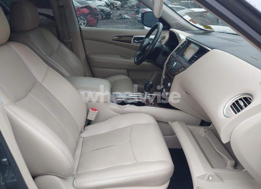 Photo 5 of 2017 Nissan Pathfinder PLATINUM (VIN 5N1DR2MN0HC610527)