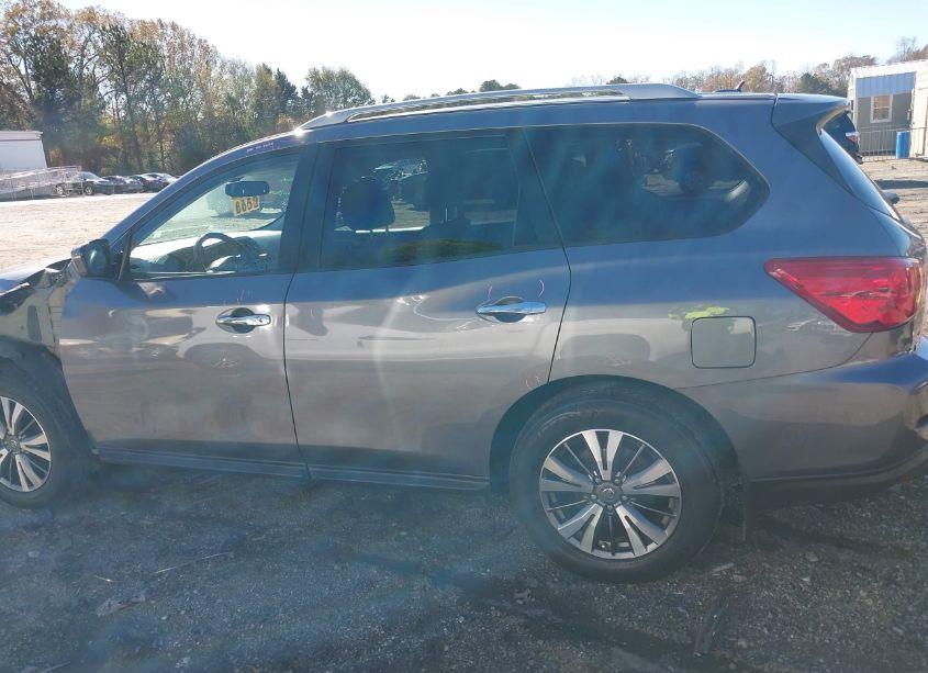 Photo 14 of 2017 Nissan Pathfinder SV (VIN 5N1DR2MN0HC631488)