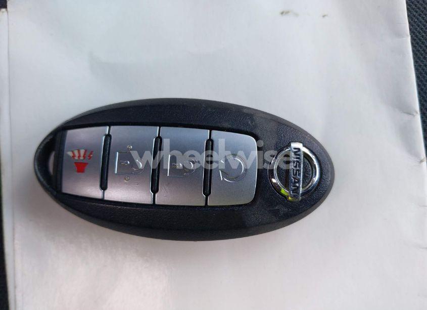 Photo 11 of 2017 Nissan Pathfinder SV (VIN 5N1DR2MN0HC648159)