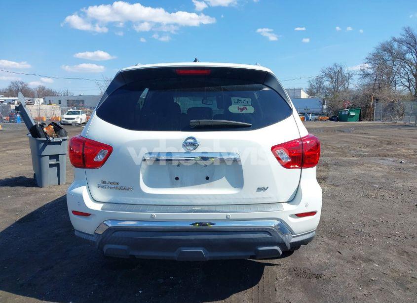 Photo 16 of 2017 Nissan Pathfinder SV (VIN 5N1DR2MN0HC648159)