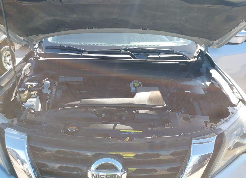 Photo 10 of 2017 Nissan Pathfinder SV (VIN 5N1DR2MN0HC698026)