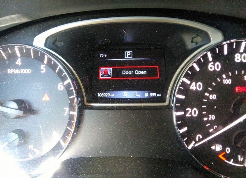 Photo 7 of 2018 Nissan Pathfinder SL (VIN 5N1DR2MN0JC605687)