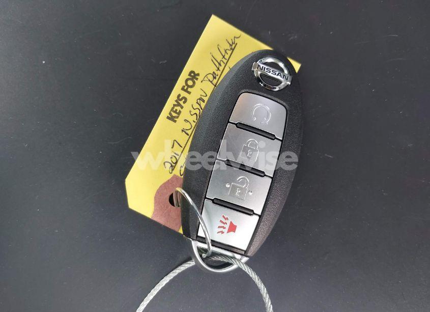 Photo 11 of 2017 Nissan Pathfinder PLATINUM/S/SL/SV (VIN 5N1DR2MN1HC614098)