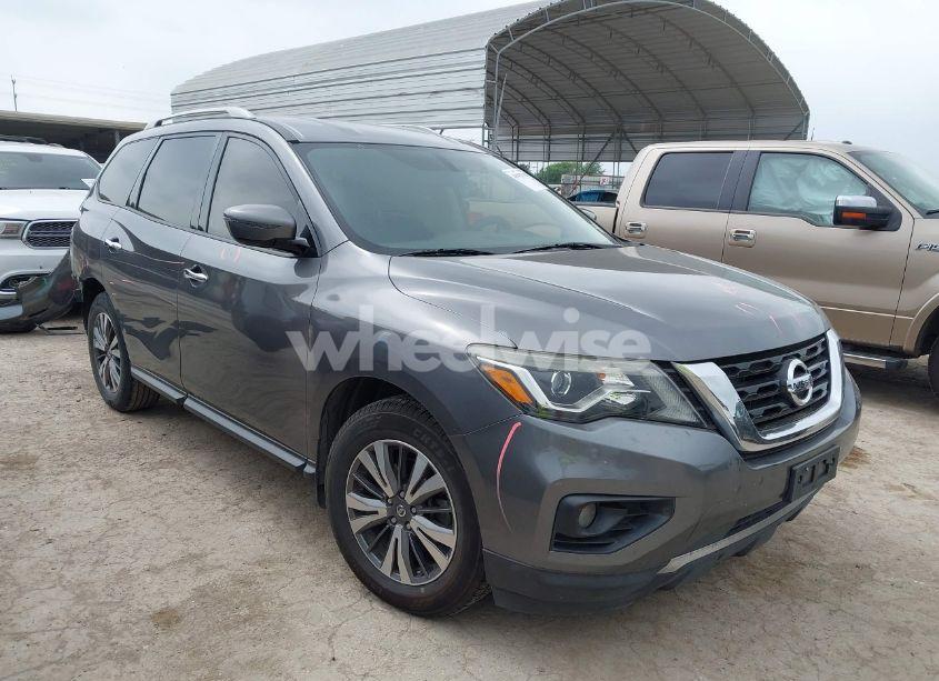 2017 Nissan Pathfinder SV (VIN 5N1DR2MN1HC619365) main photo
