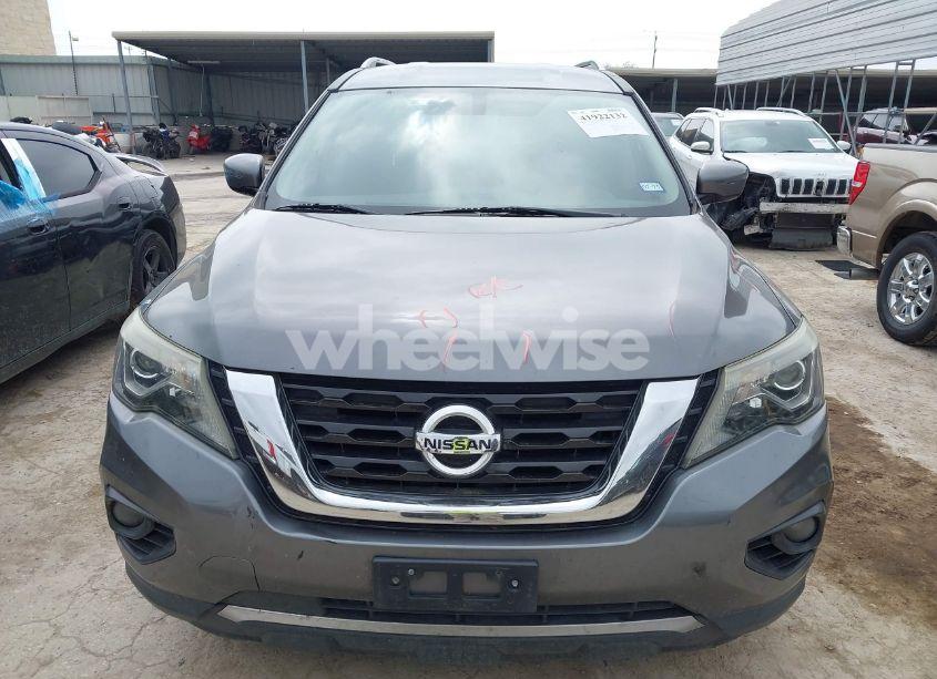 Photo 13 of 2017 Nissan Pathfinder SV (VIN 5N1DR2MN1HC619365)