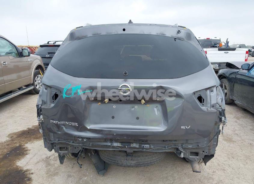 Photo 17 of 2017 Nissan Pathfinder SV (VIN 5N1DR2MN1HC619365)