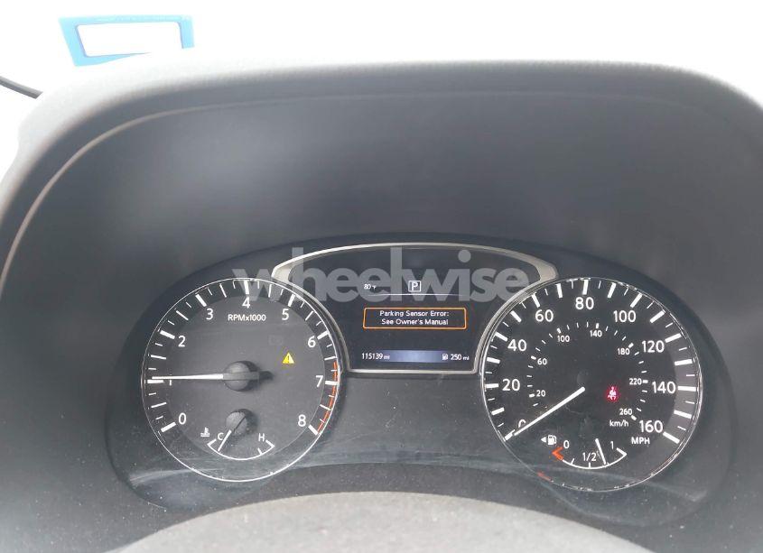 Photo 7 of 2017 Nissan Pathfinder SV (VIN 5N1DR2MN1HC619365)