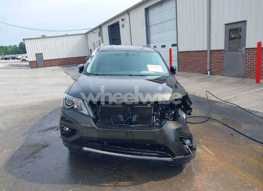 Photo 12 of 2017 Nissan Pathfinder SV (VIN 5N1DR2MN1HC619690)