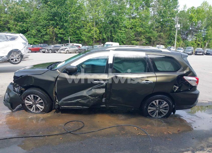 Photo 14 of 2017 Nissan Pathfinder SV (VIN 5N1DR2MN1HC619690)