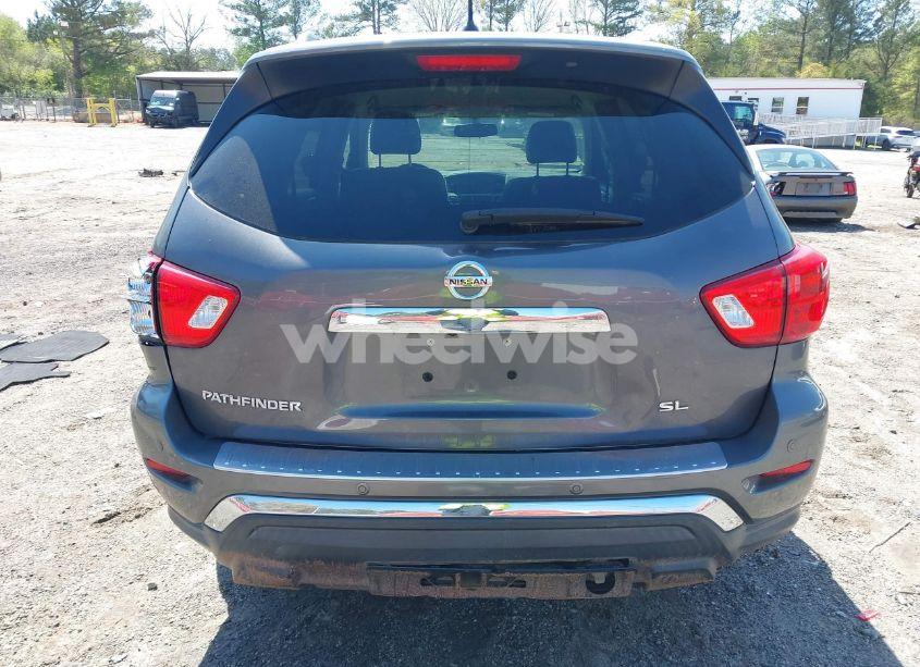 Photo 17 of 2017 Nissan Pathfinder SL (VIN 5N1DR2MN1HC620676)