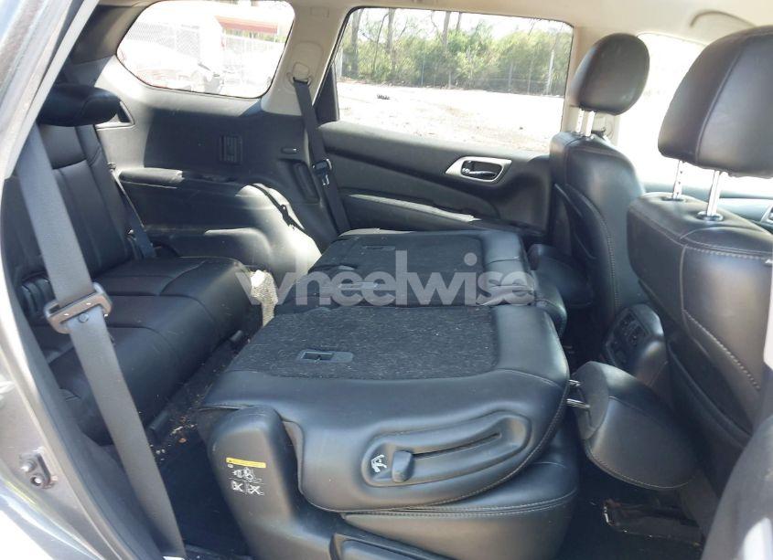 Photo 8 of 2017 Nissan Pathfinder SL (VIN 5N1DR2MN1HC620676)