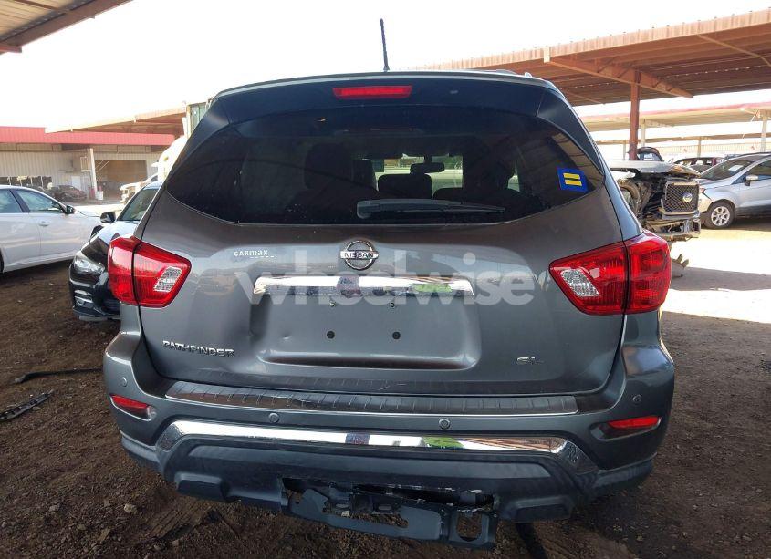 Photo 6 of 2017 Nissan Pathfinder SL (VIN 5N1DR2MN1HC637381)