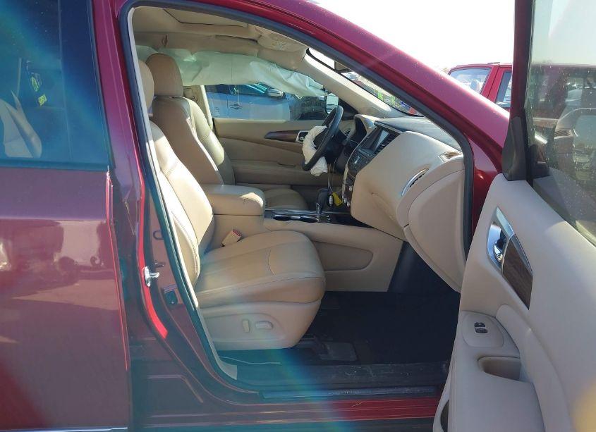 Photo 5 of 2017 Nissan Pathfinder PLATINUM (VIN 5N1DR2MN1HC669229)