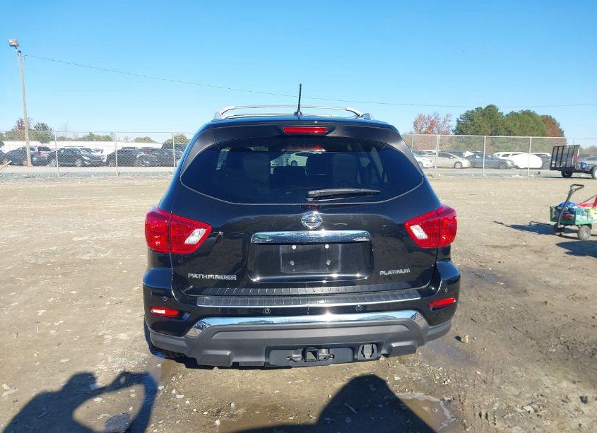 Photo 16 of 2017 Nissan Pathfinder PLATINUM (VIN 5N1DR2MN1HC696656)