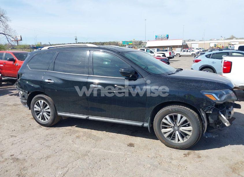 Photo 14 of 2017 Nissan Pathfinder S (VIN 5N1DR2MN1HC905233)
