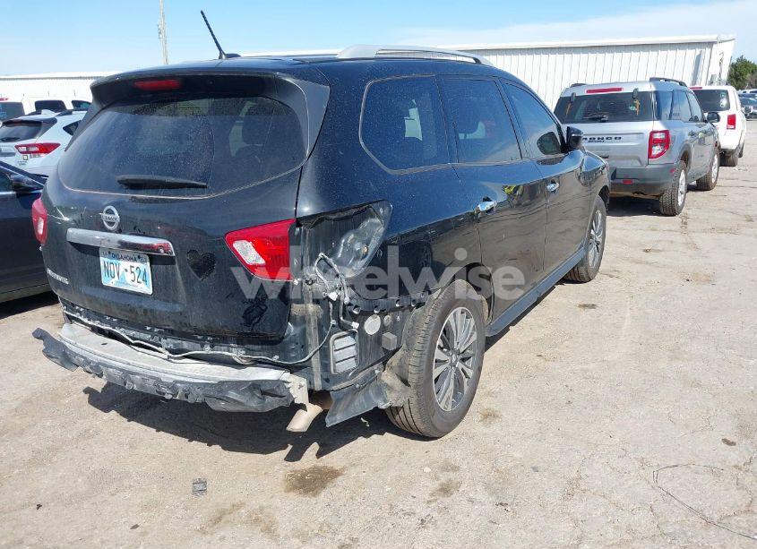 Photo 4 of 2017 Nissan Pathfinder S (VIN 5N1DR2MN1HC905233)