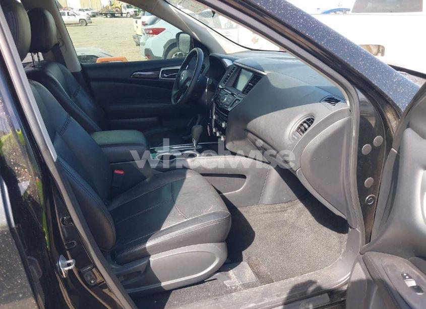 Photo 5 of 2017 Nissan Pathfinder S (VIN 5N1DR2MN1HC905233)