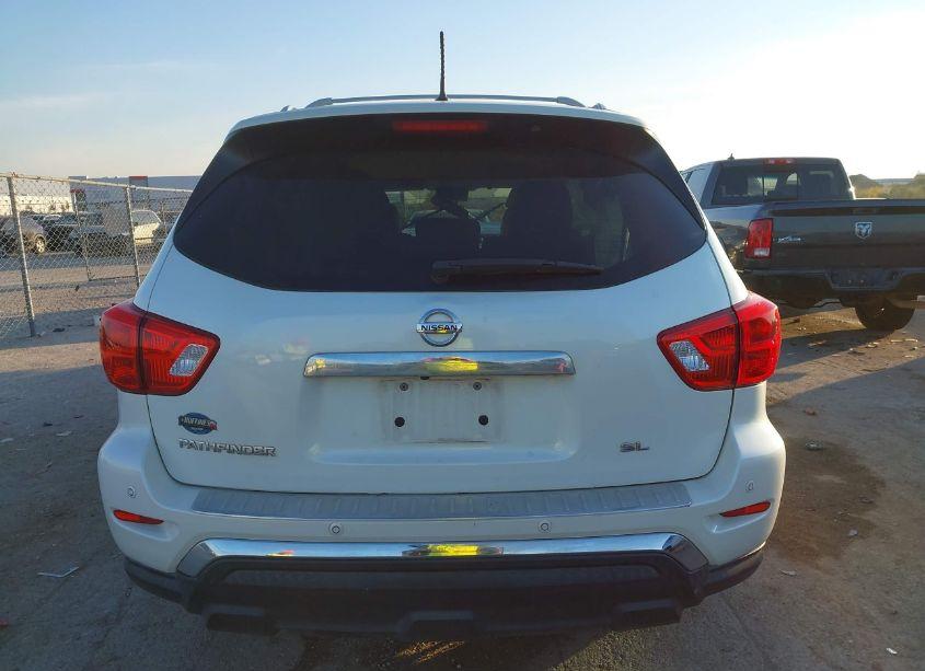 Photo 16 of 2017 Nissan Pathfinder SL (VIN 5N1DR2MN1HC907225)