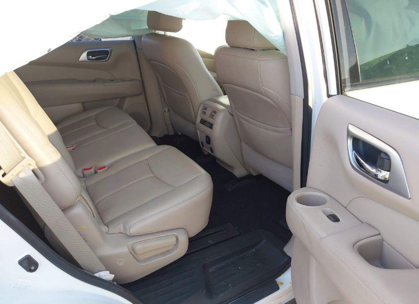 Photo 8 of 2017 Nissan Pathfinder SL (VIN 5N1DR2MN1HC907225)