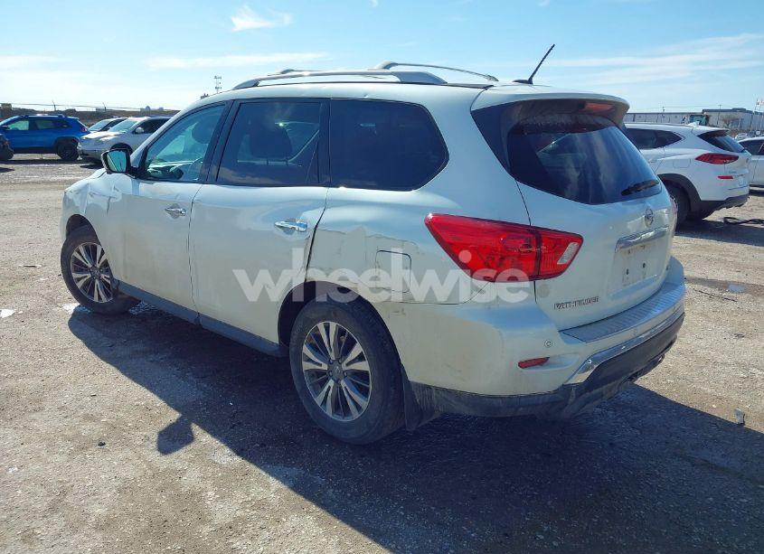 Photo 3 of 2017 Nissan Pathfinder SL (VIN 5N1DR2MN2HC619293)