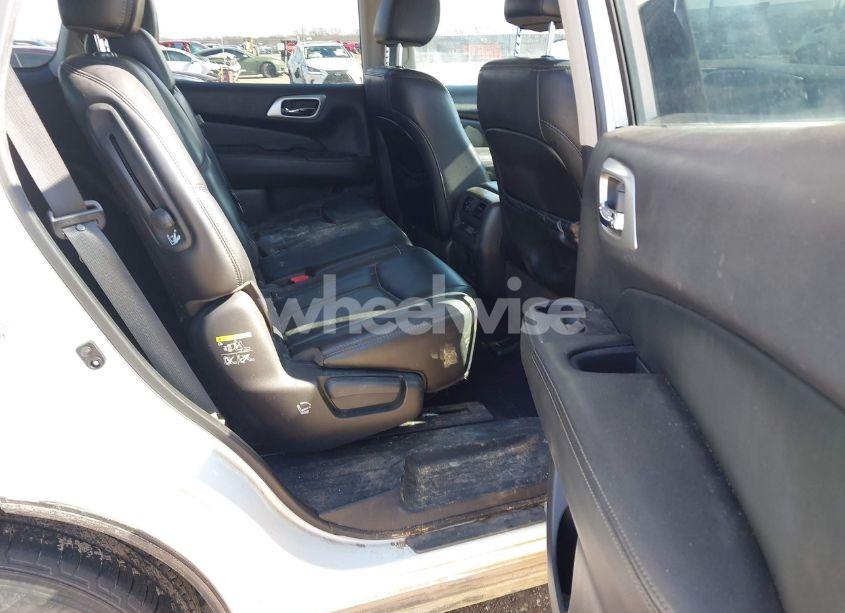 Photo 8 of 2017 Nissan Pathfinder SL (VIN 5N1DR2MN2HC619293)