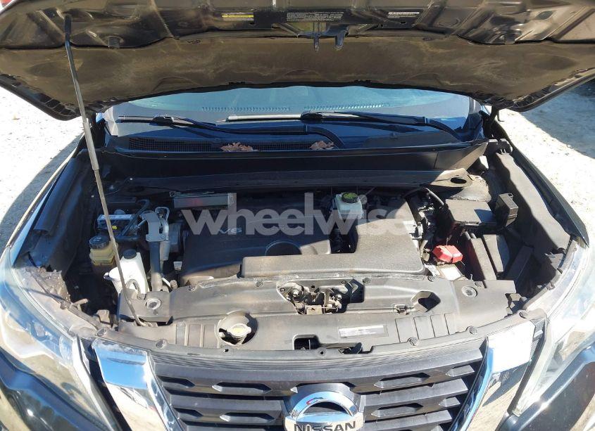 Photo 10 of 2017 Nissan Pathfinder SL (VIN 5N1DR2MN2HC644842)