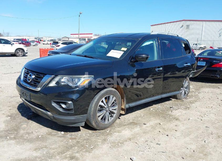 Photo 2 of 2017 Nissan Pathfinder SL (VIN 5N1DR2MN2HC644842)