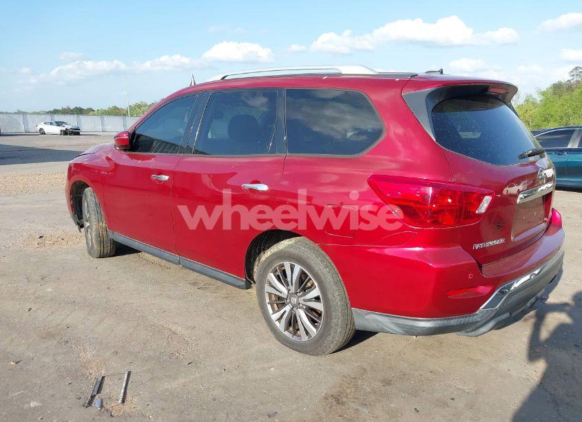 Photo 3 of 2017 Nissan Pathfinder SV (VIN 5N1DR2MN2HC645683)