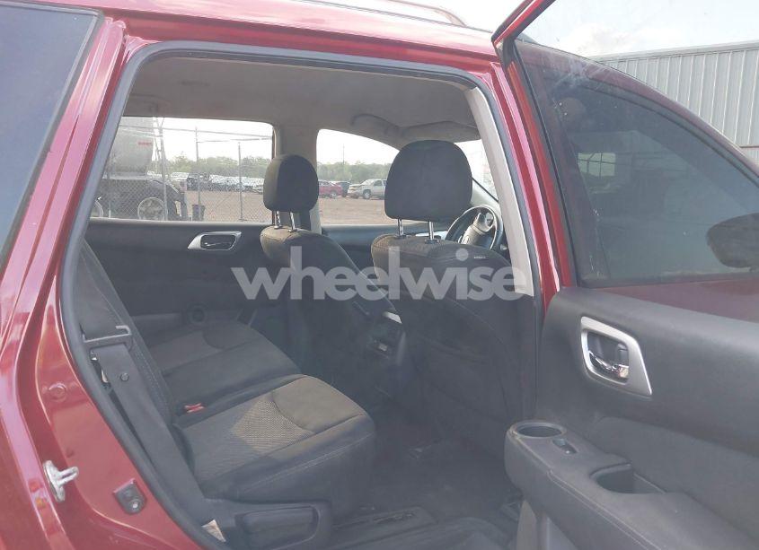 Photo 8 of 2017 Nissan Pathfinder SV (VIN 5N1DR2MN2HC645683)