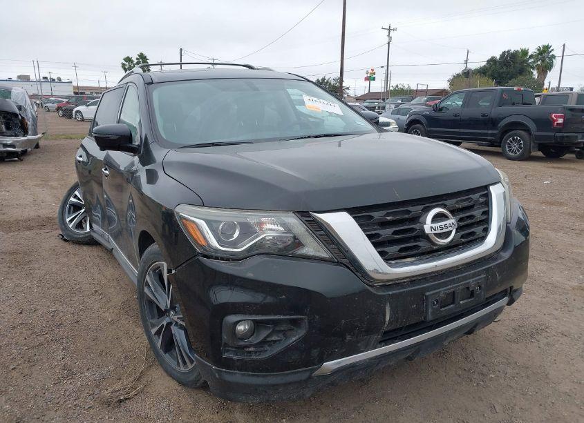 2017 Nissan Pathfinder PLATINUM (VIN 5N1DR2MN2HC656165) main photo