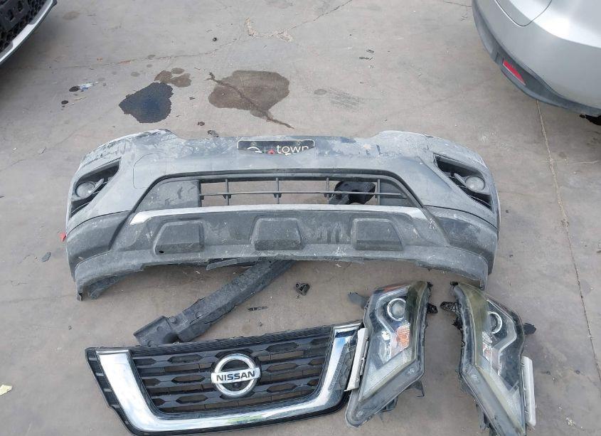 Photo 12 of 2017 Nissan Pathfinder SL (VIN 5N1DR2MN2HC668364)