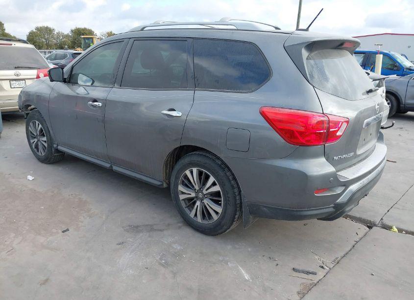 Photo 3 of 2017 Nissan Pathfinder SL (VIN 5N1DR2MN2HC668364)