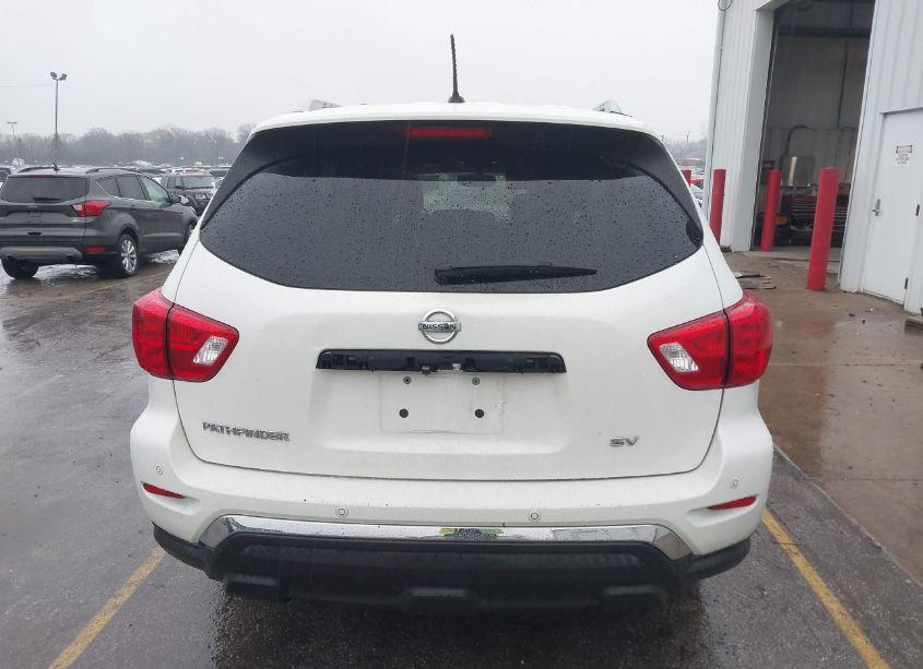 Photo 16 of 2017 Nissan Pathfinder SV (VIN 5N1DR2MN2HC677792)