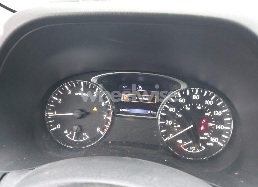 Photo 7 of 2017 Nissan Pathfinder SV (VIN 5N1DR2MN2HC687013)