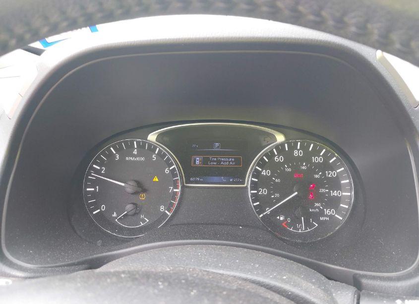 Photo 7 of 2017 Nissan Pathfinder SV (VIN 5N1DR2MN2HC911333)